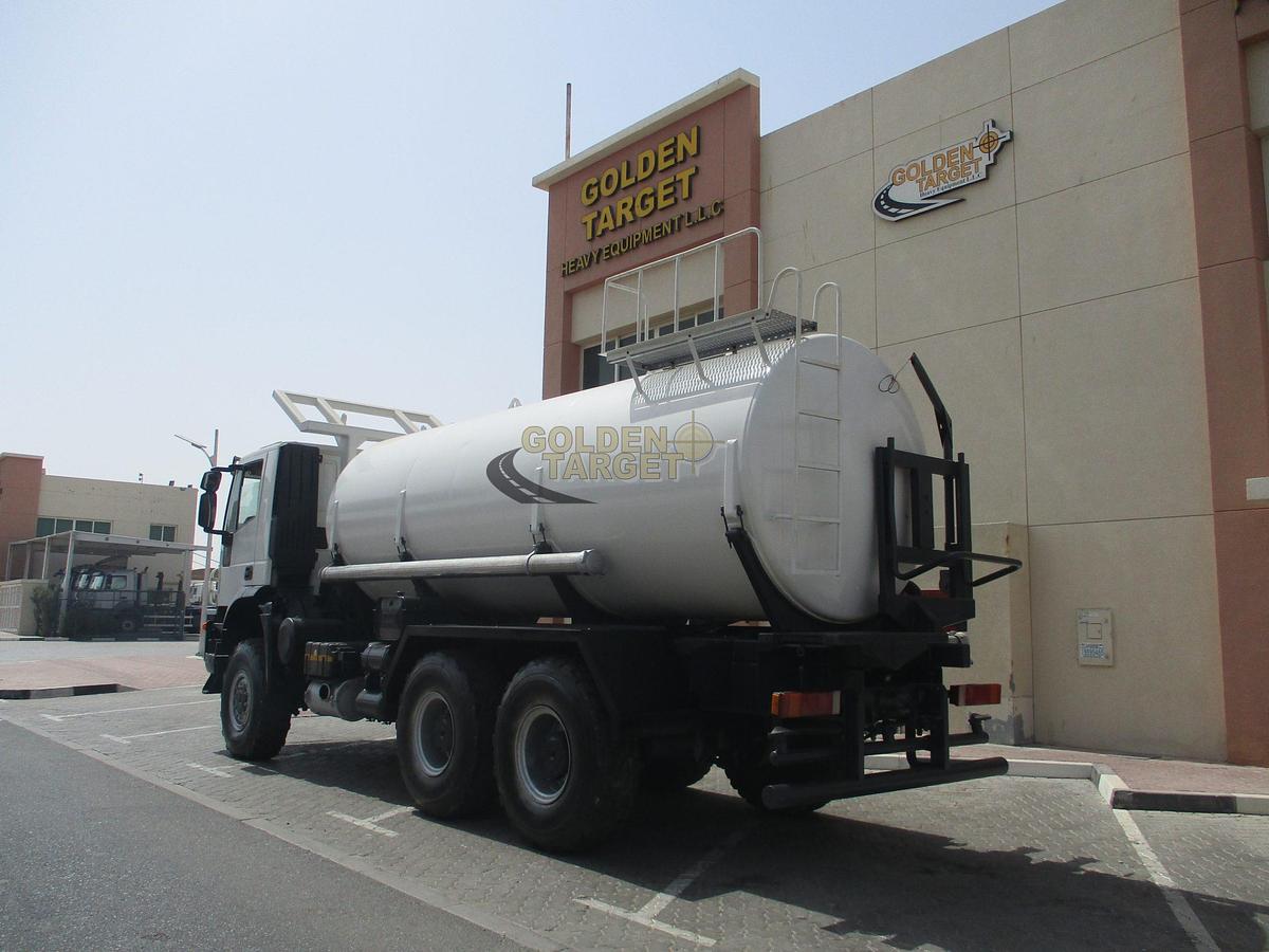 Used IVECO TRAKKER 380 6x6 Tanker Truck 2012