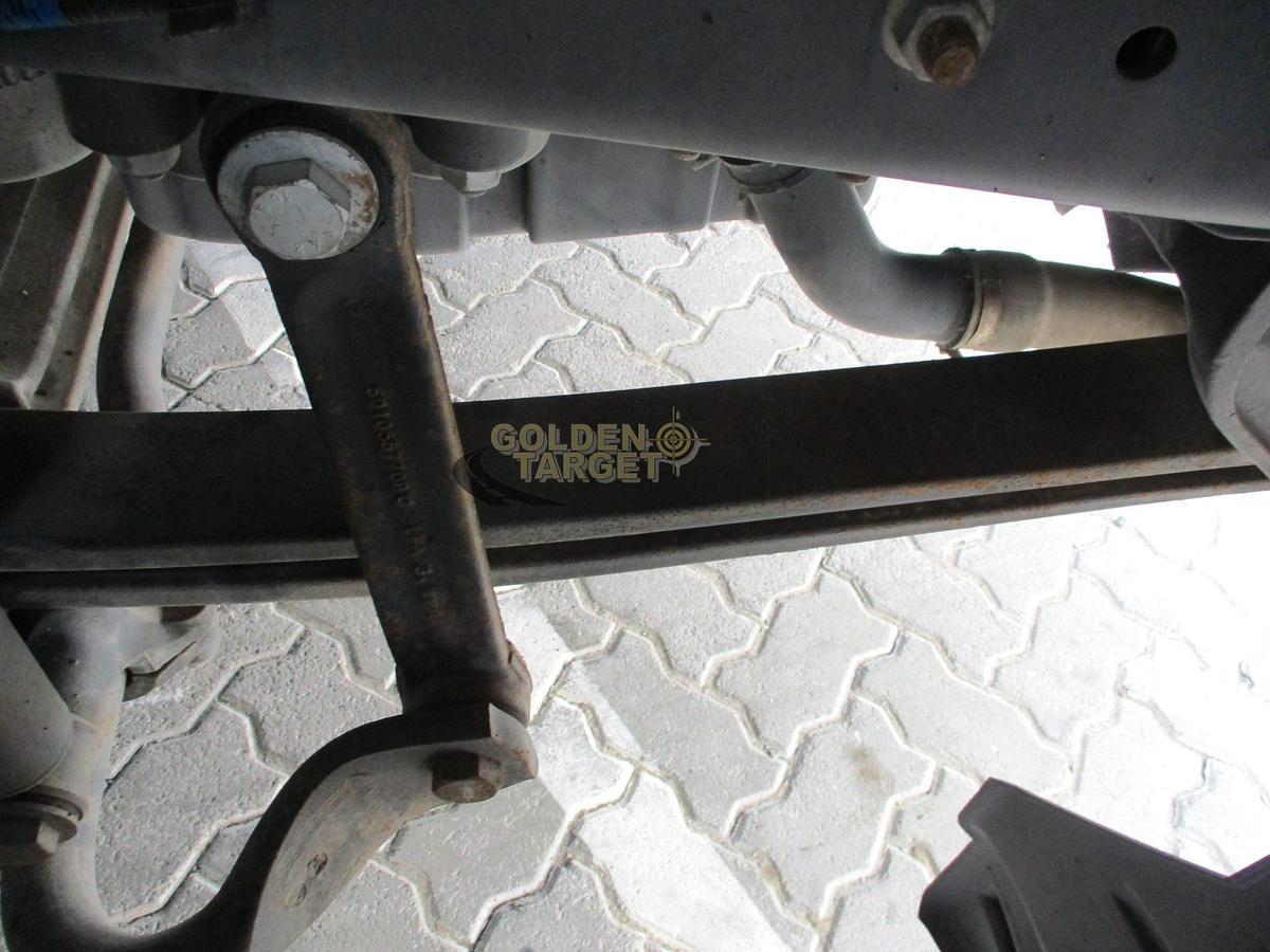 Used Renault KERAX 380 6x4 BONFIGLIOLI P15000M3 Crane 2011