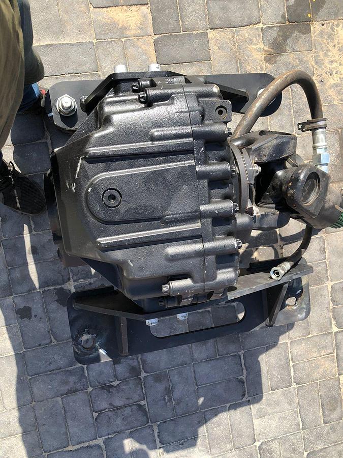 Used Tadano ATF-80 Transfer Case