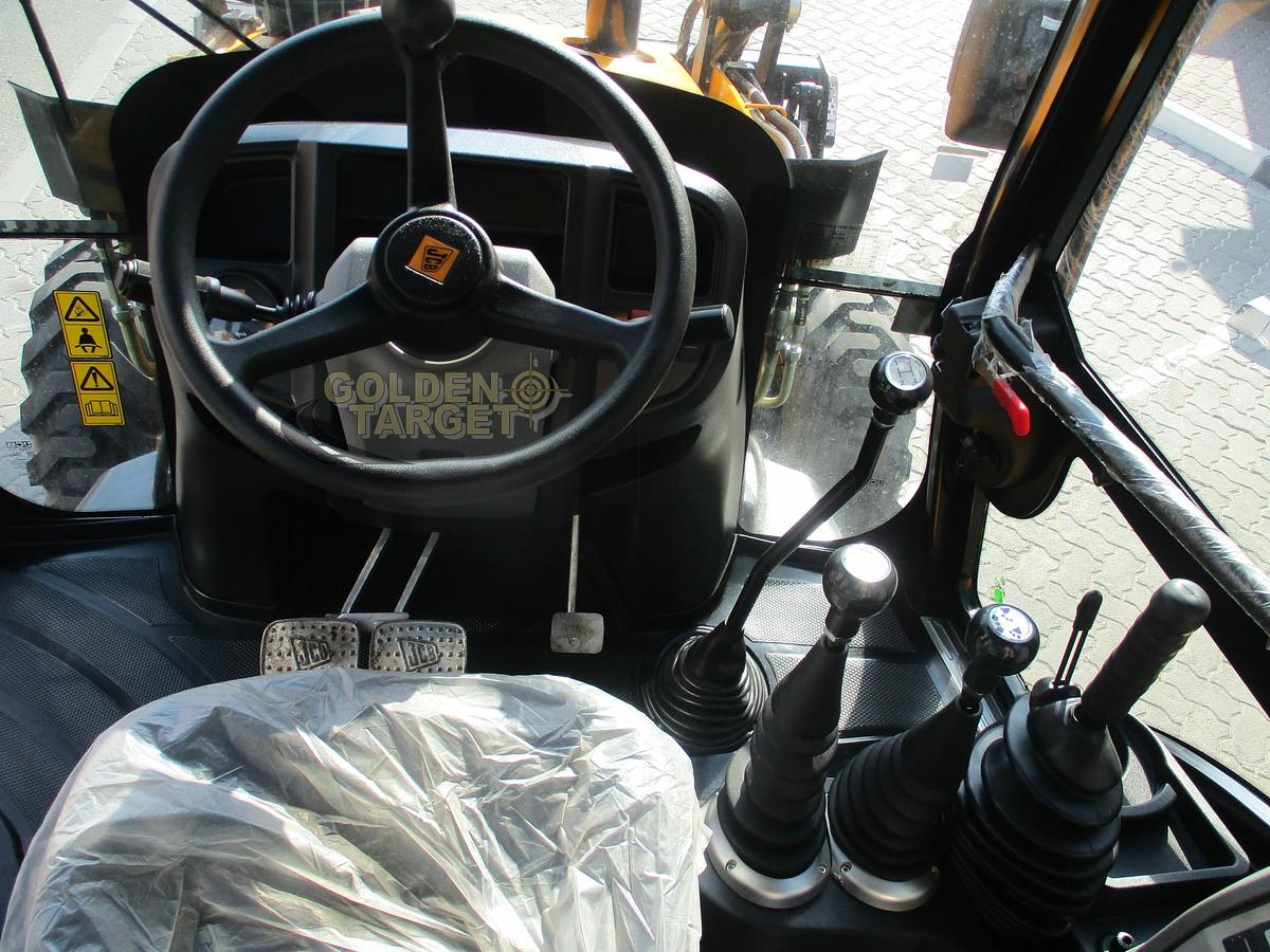 2025 JCB 3DX Plus 4x4 Backhoe Loader