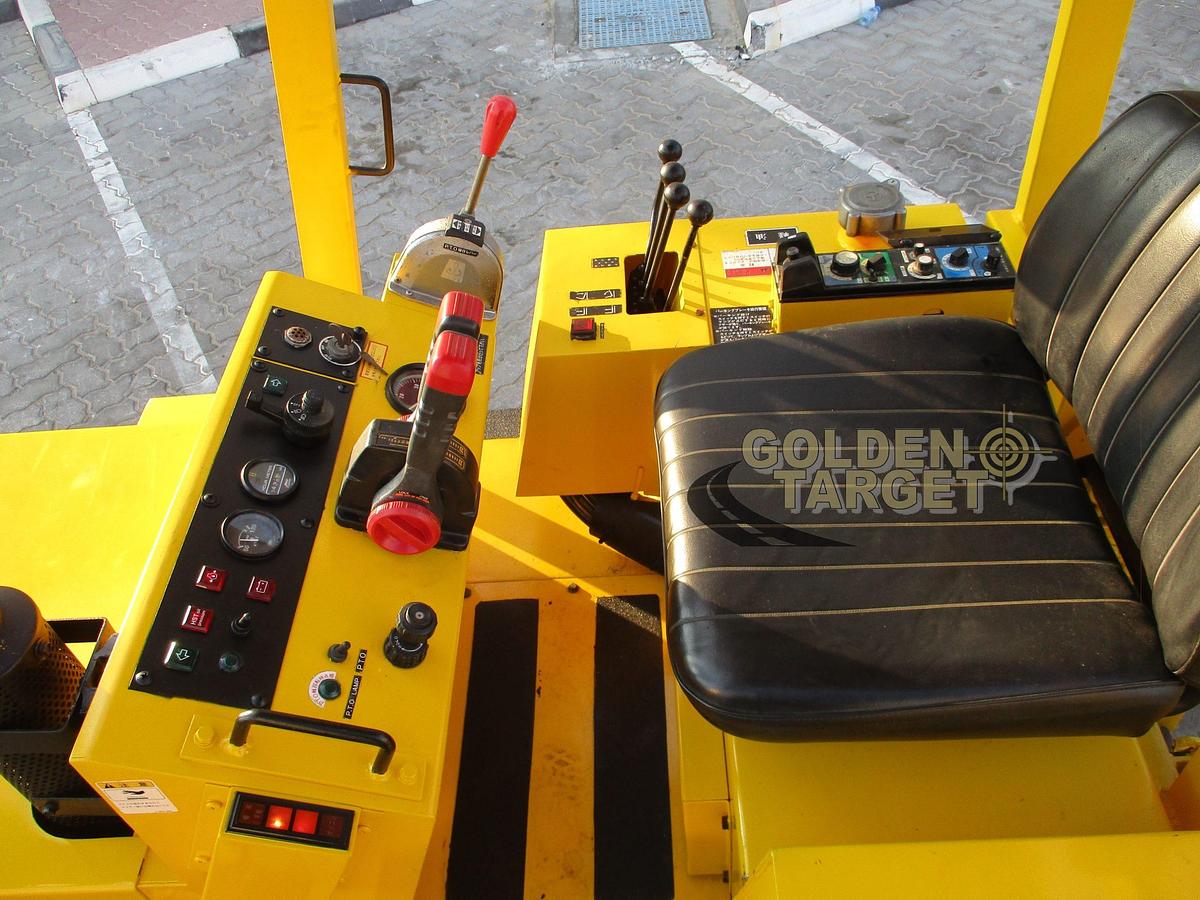 Used MOROOKA MK35 Crawler Forklift 2006