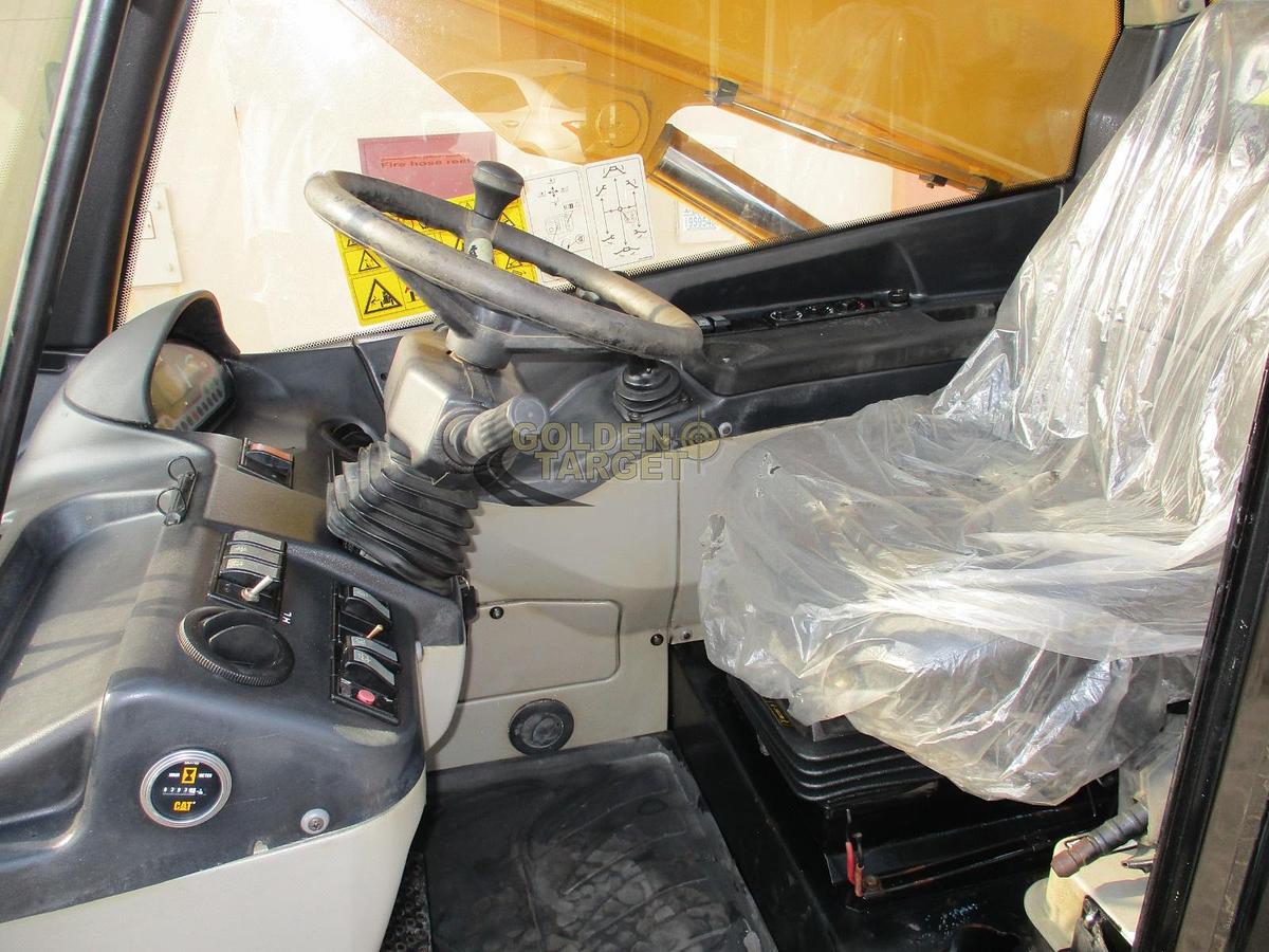 Used Caterpillar TH417 Boom Loader 2013