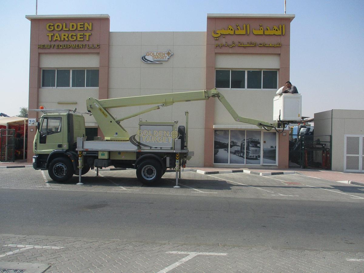 Used IVECO EuroCargo 180E28 4x2 PALFINGER P180 Manlift 2012