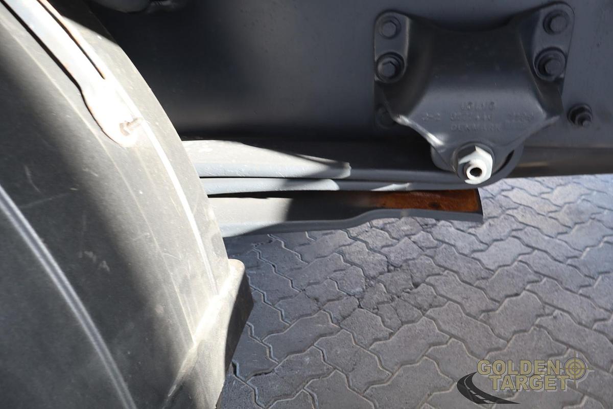 Used VOLVO FM440 4x2 Skip Loader 2013