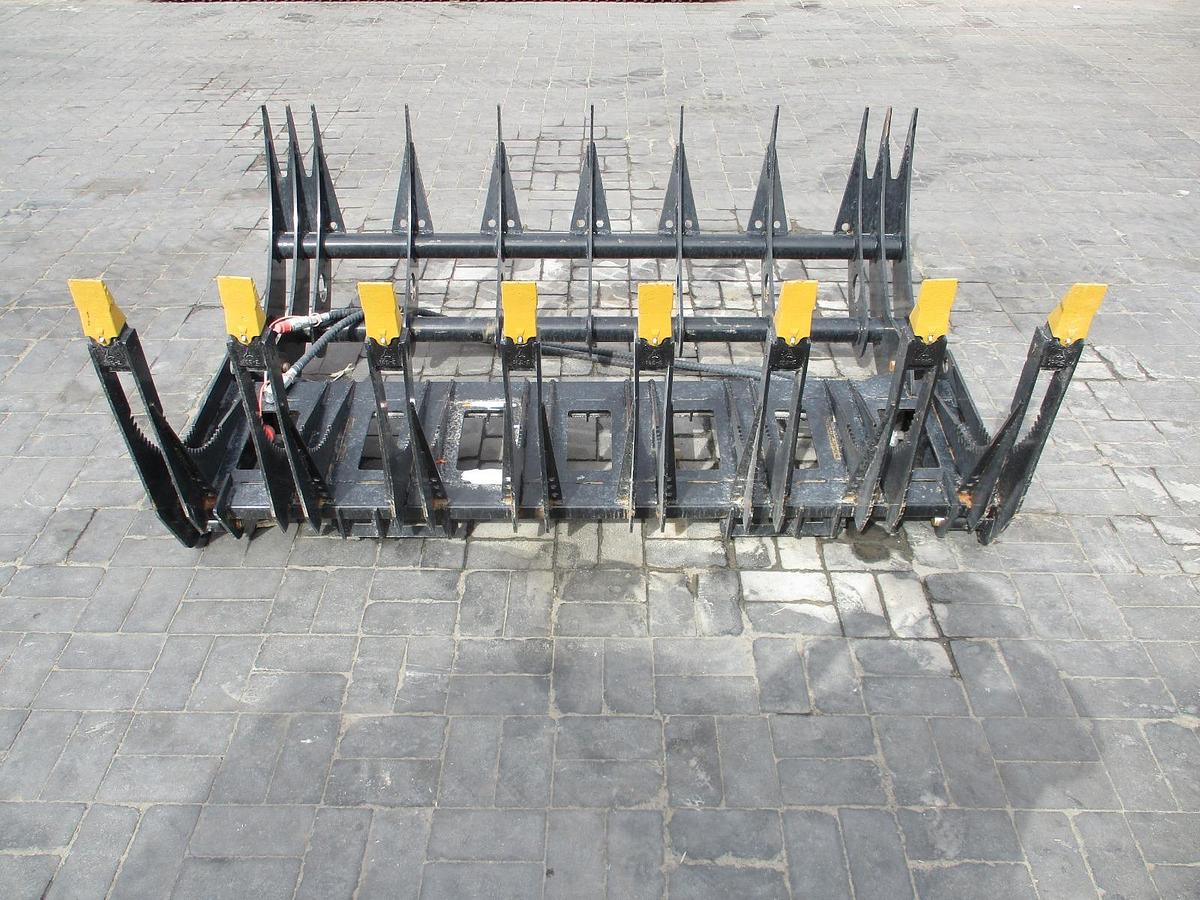 Future FT-CWG72 Skid Steer Grapple 2024