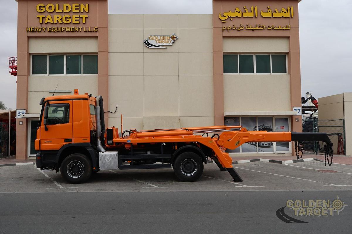 Used Mercedes Actros 2136 4x2 Skip Loader 2012