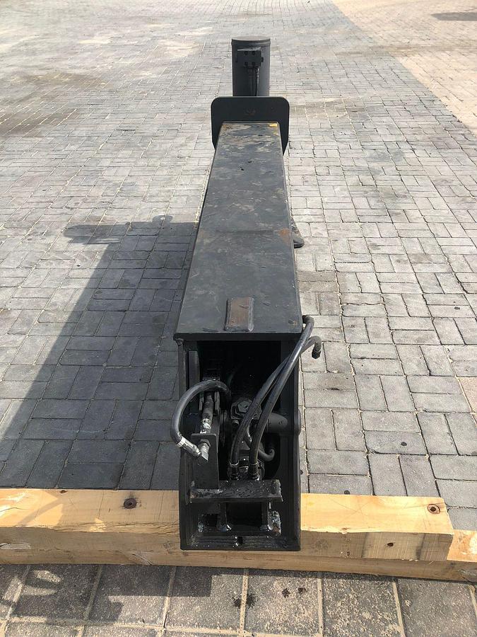 Used Tadano ATF-80 Outrigger