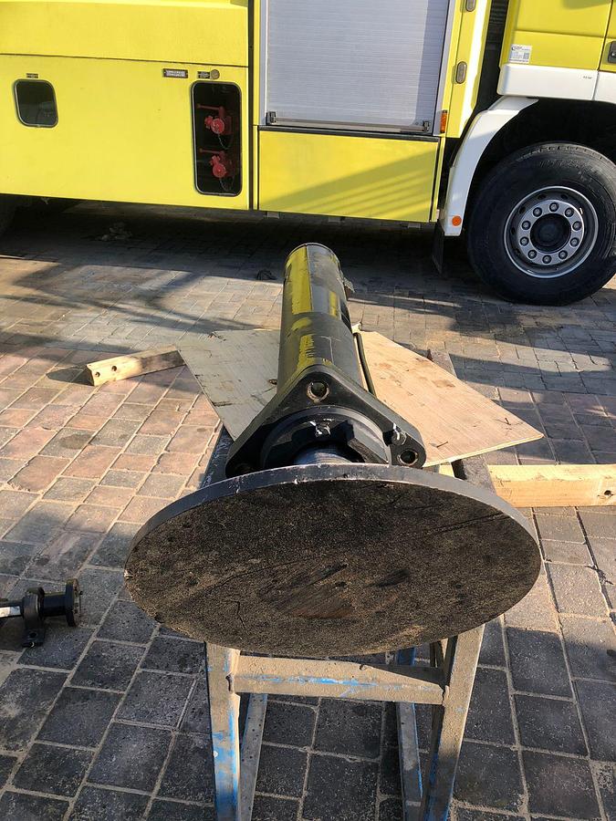 Used Tadano ATF-80 Hydraulic Stabilizer Jack Cylinder