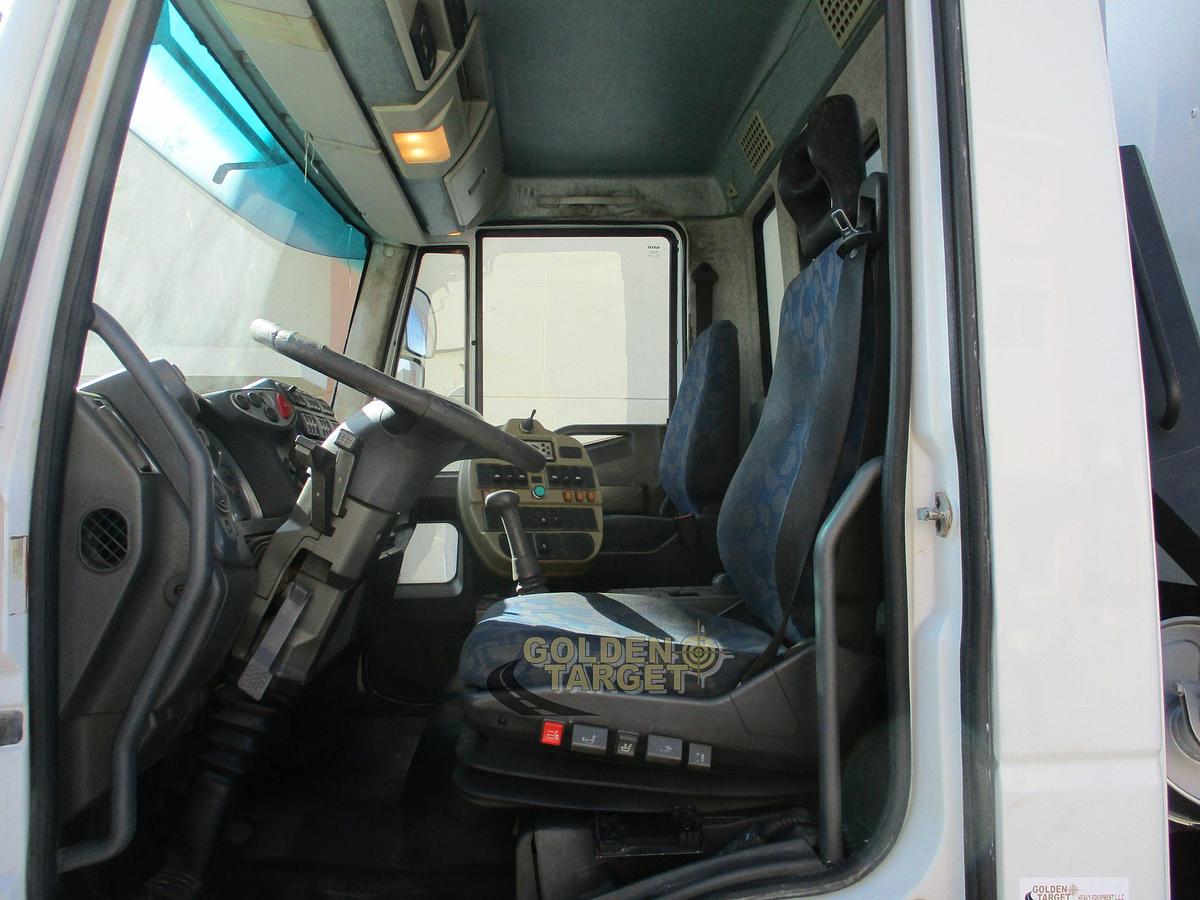 Used IVECO EUROCARGO 140E21 4x2 Sweeper Truck 2009