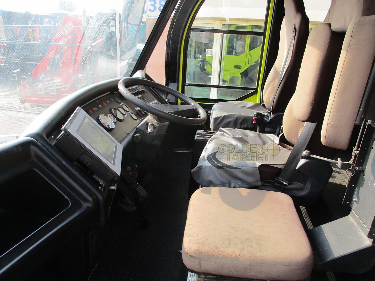 Used REYNOLDS BOUGHTON BARRACUDA 6×6 AIRPORT FIRE TRUCK 1994