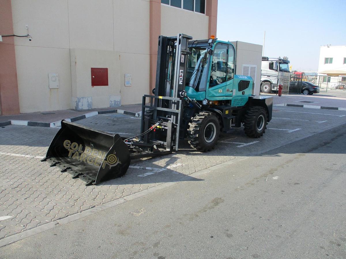 LGCM LG35R Rough Terrain Forklift 2024