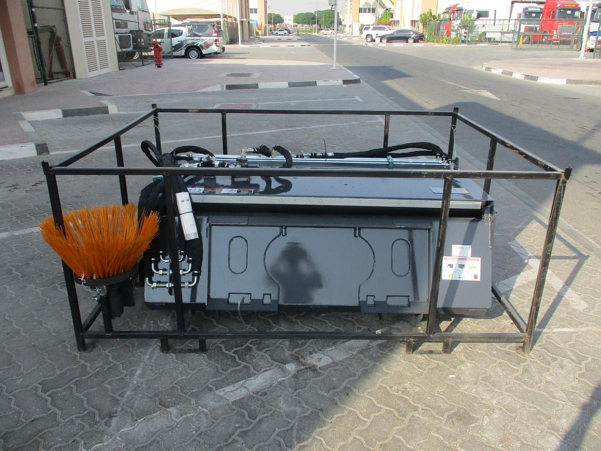 New Skid Steer Sweeper with side Brush 2025