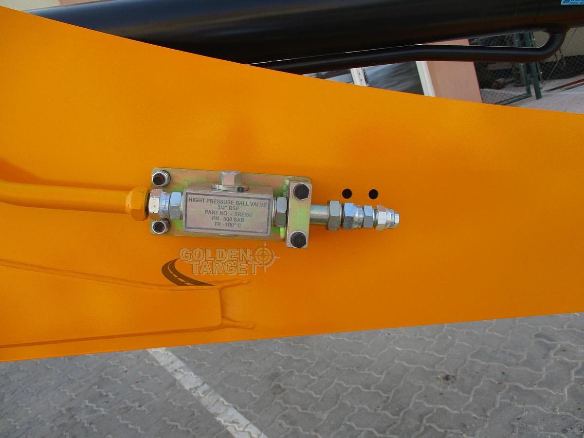 2025 JCB 3DX Plus 4x4 Backhoe Loader