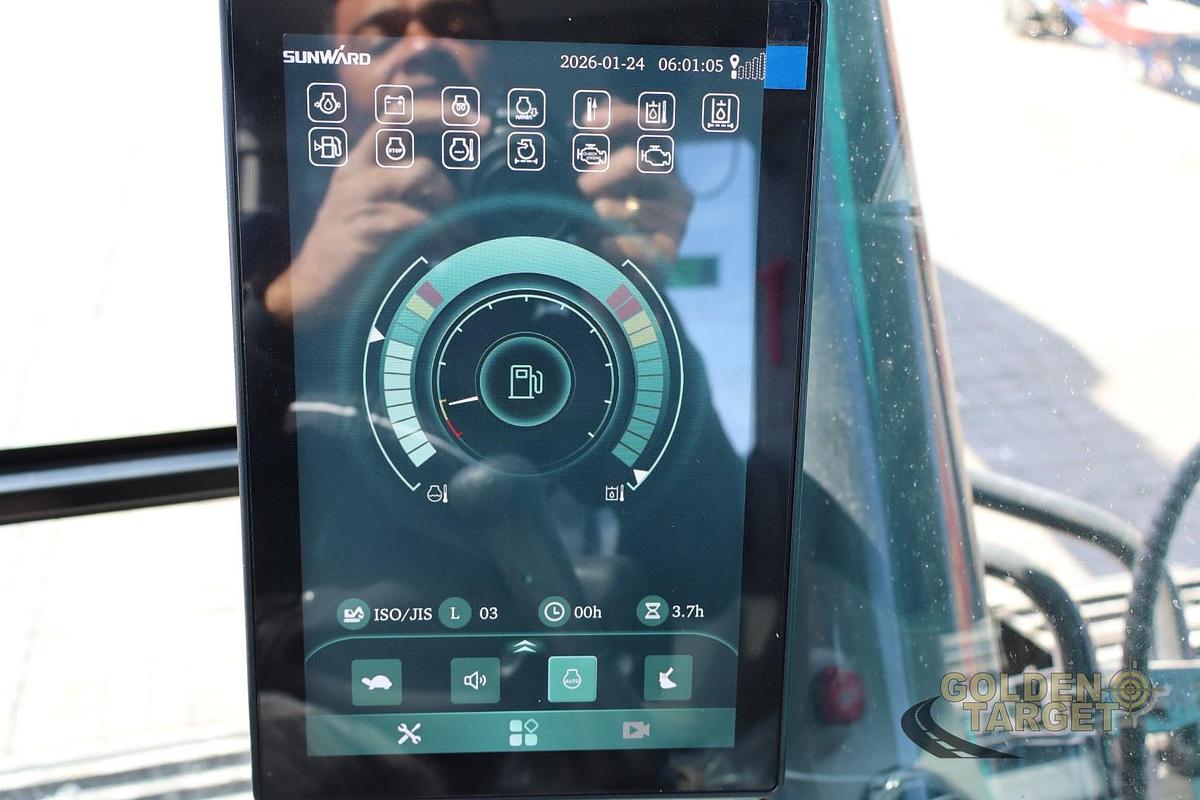 SUNWARD SWE240ELR Long Boom Hydraulic Excavator 2026