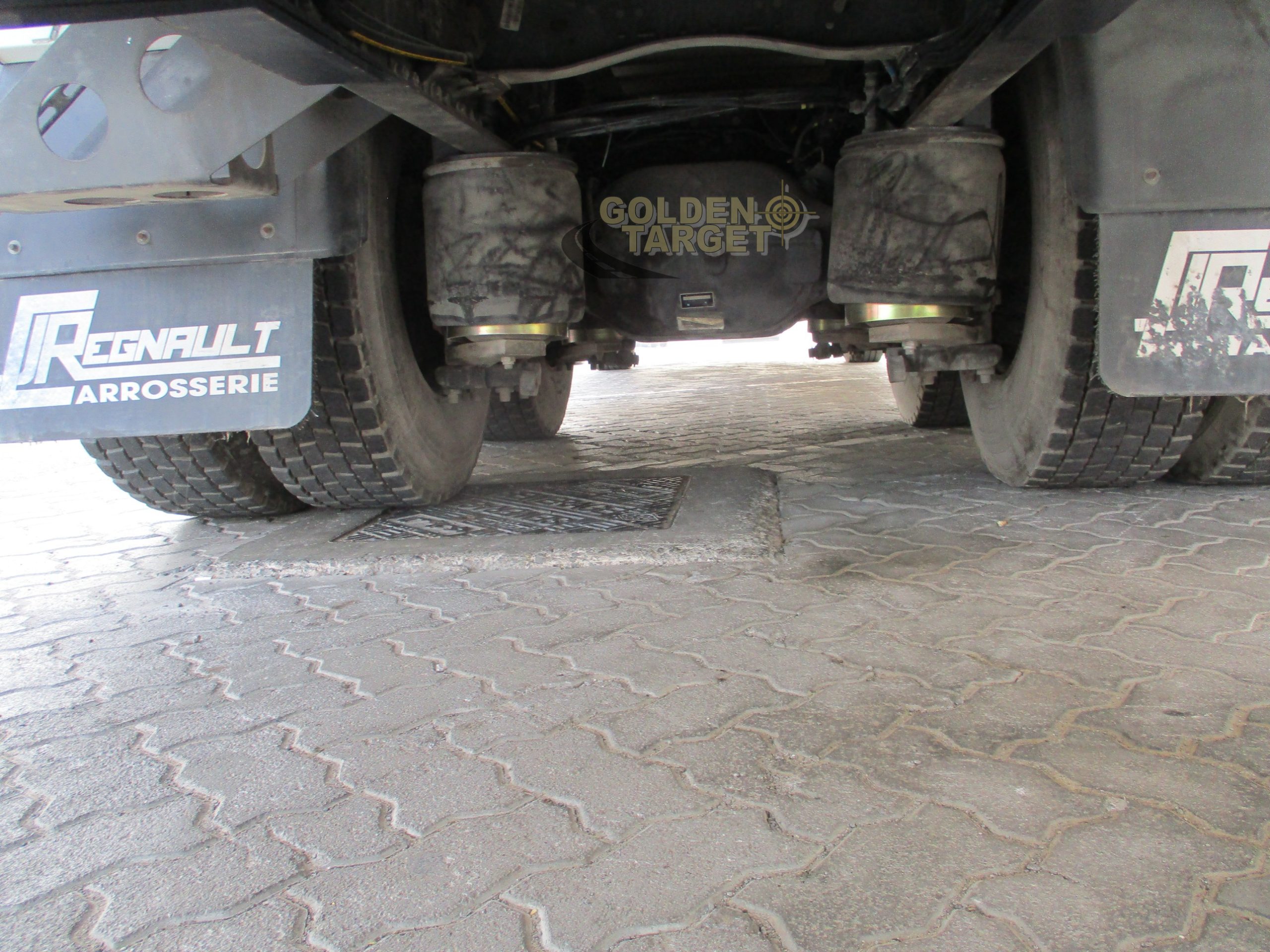 2011 رينو Kerax 380-44966900