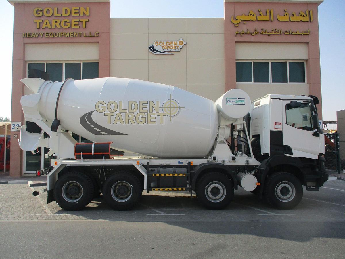 Renault K420 8×4 Mixer Truck 2022