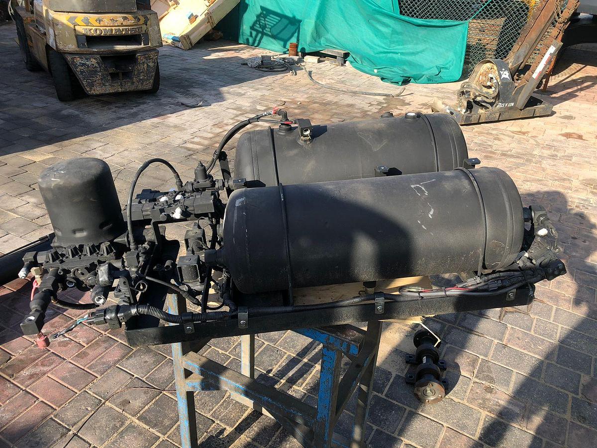 Used Tadano ATF-80 Air Reservoirs Brake System