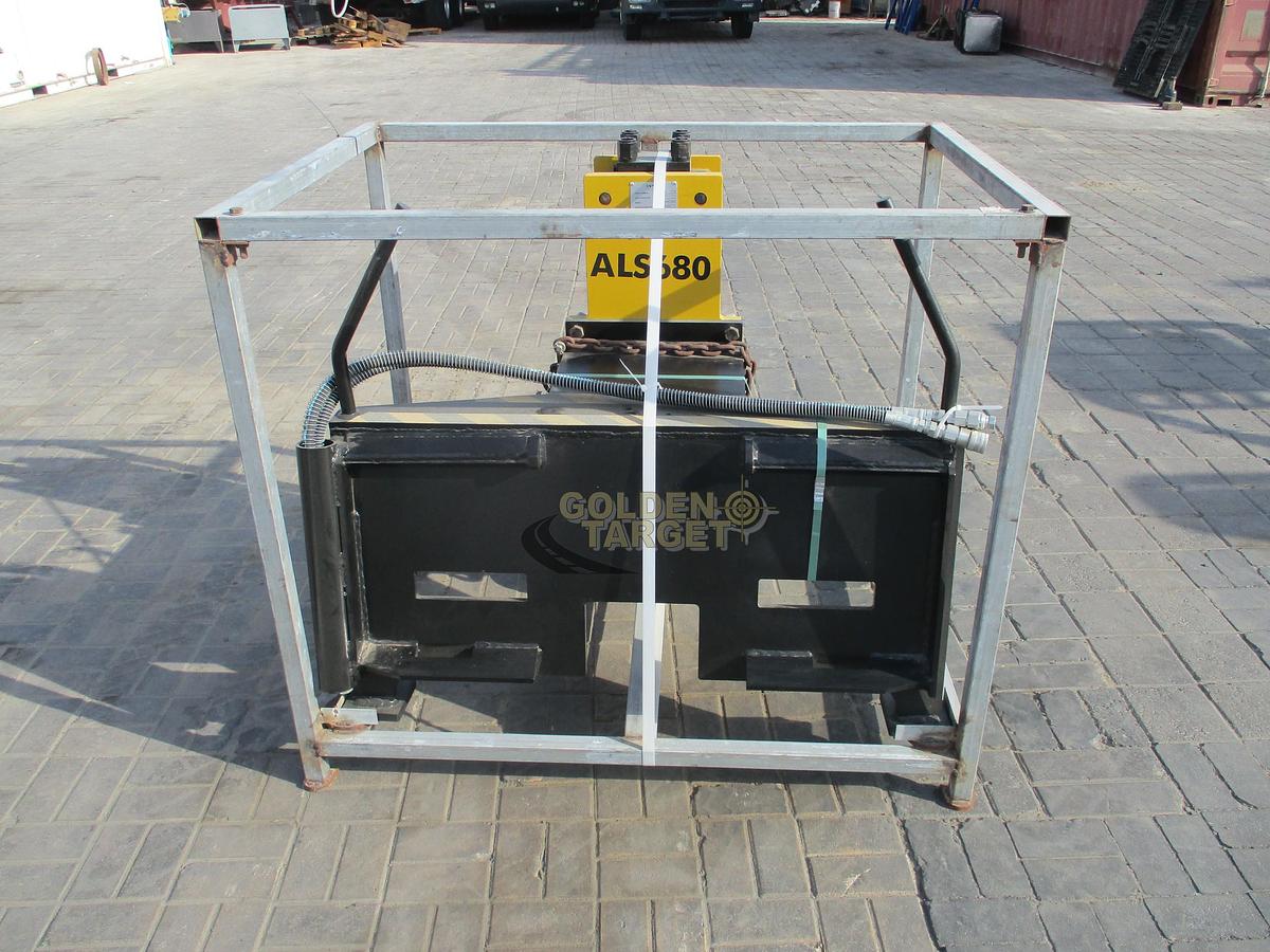 2025 Lyals LY680 Hydraulic Breaker