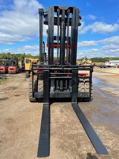 Used TAYLOR 30,000LB FORKLIFT