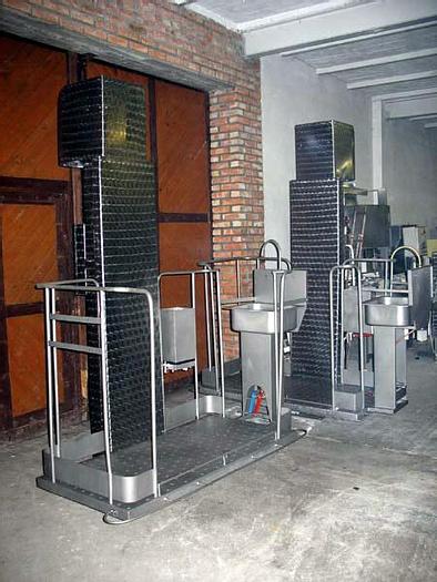 Used Linia uboju trzody - wydajność  120 szt./ h - rok produkcji 2001