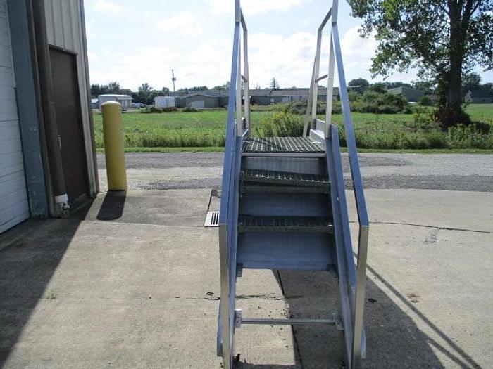 Used Crossover Stairs, Stainless steel 43" clear