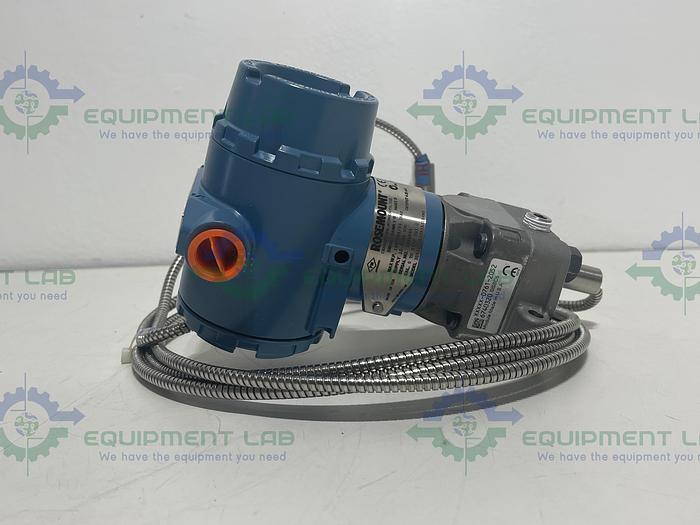 Rosemount  3051 Pressure Transmitter w/ DP0001-1560  Flange, Stainless Steel Cord