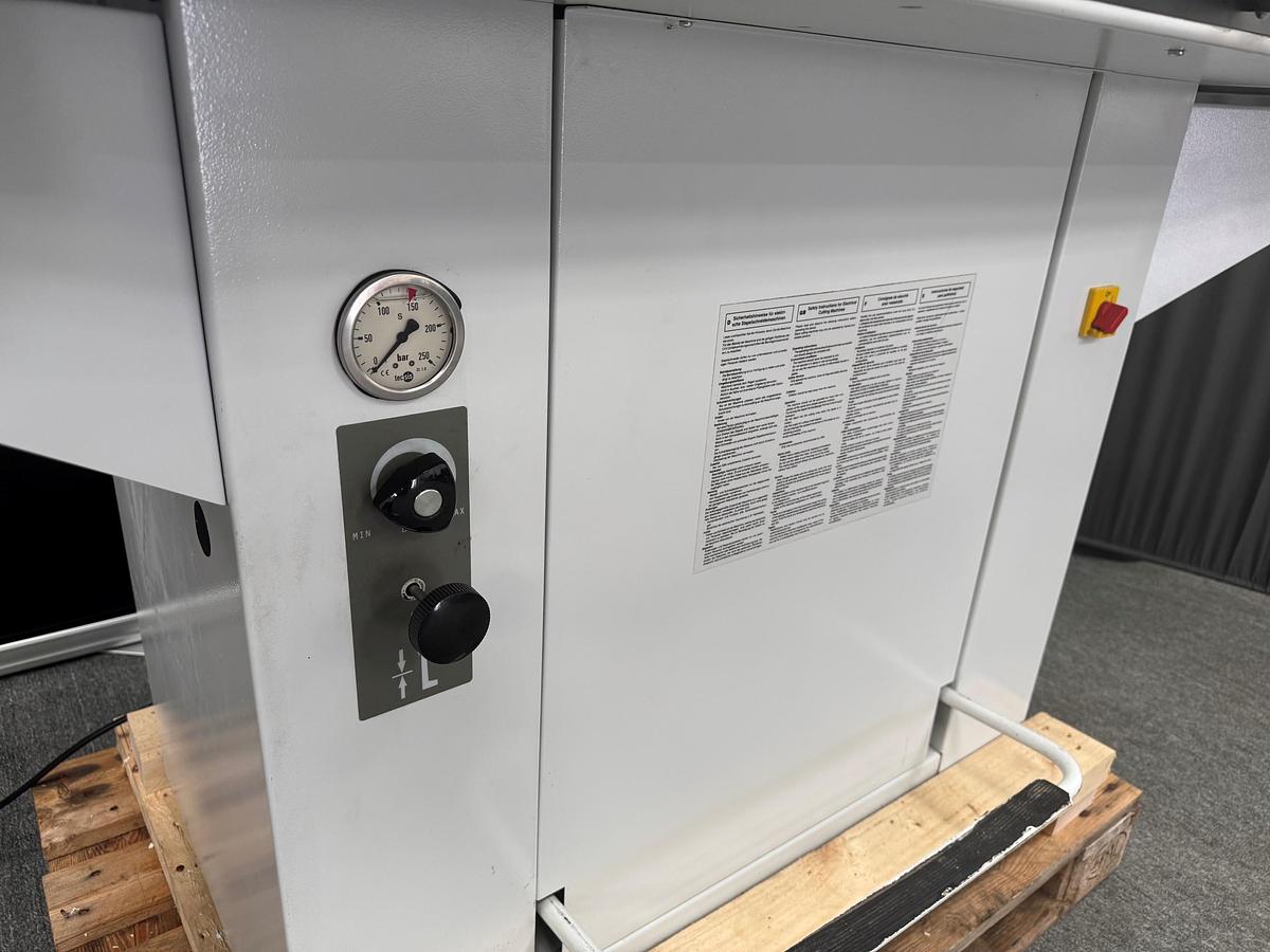 Refurbished Ideal 5560 Guillotine