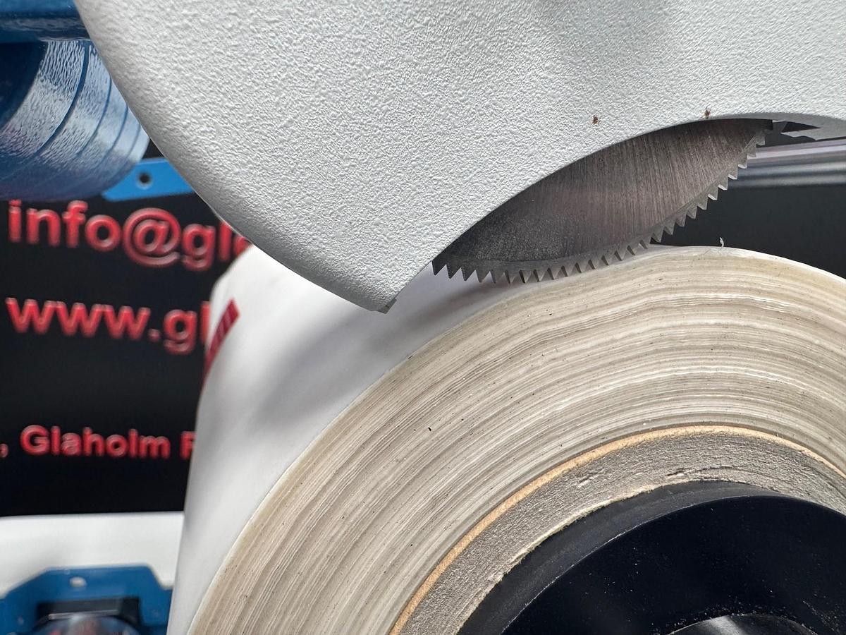 Refurbished Foliant Vega 400A Automated Laminator & Digital Foiler