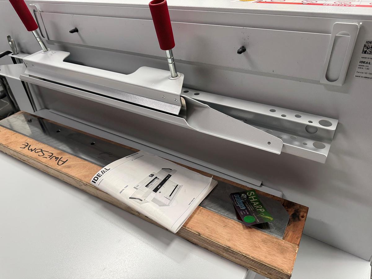 Refurbished IDEAL 7260 Guillotine