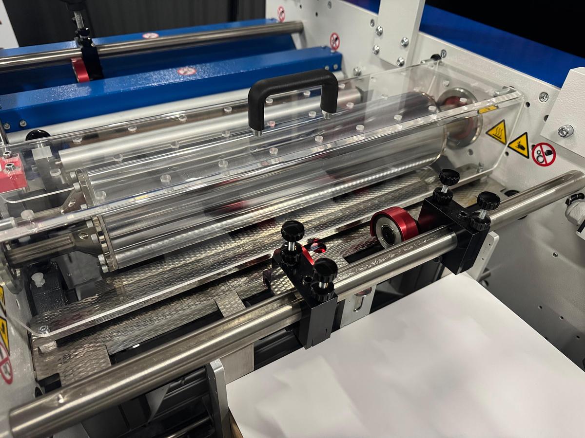 Refurbished Showroom D&K Neptune B3 Laminator with Digital Foiling