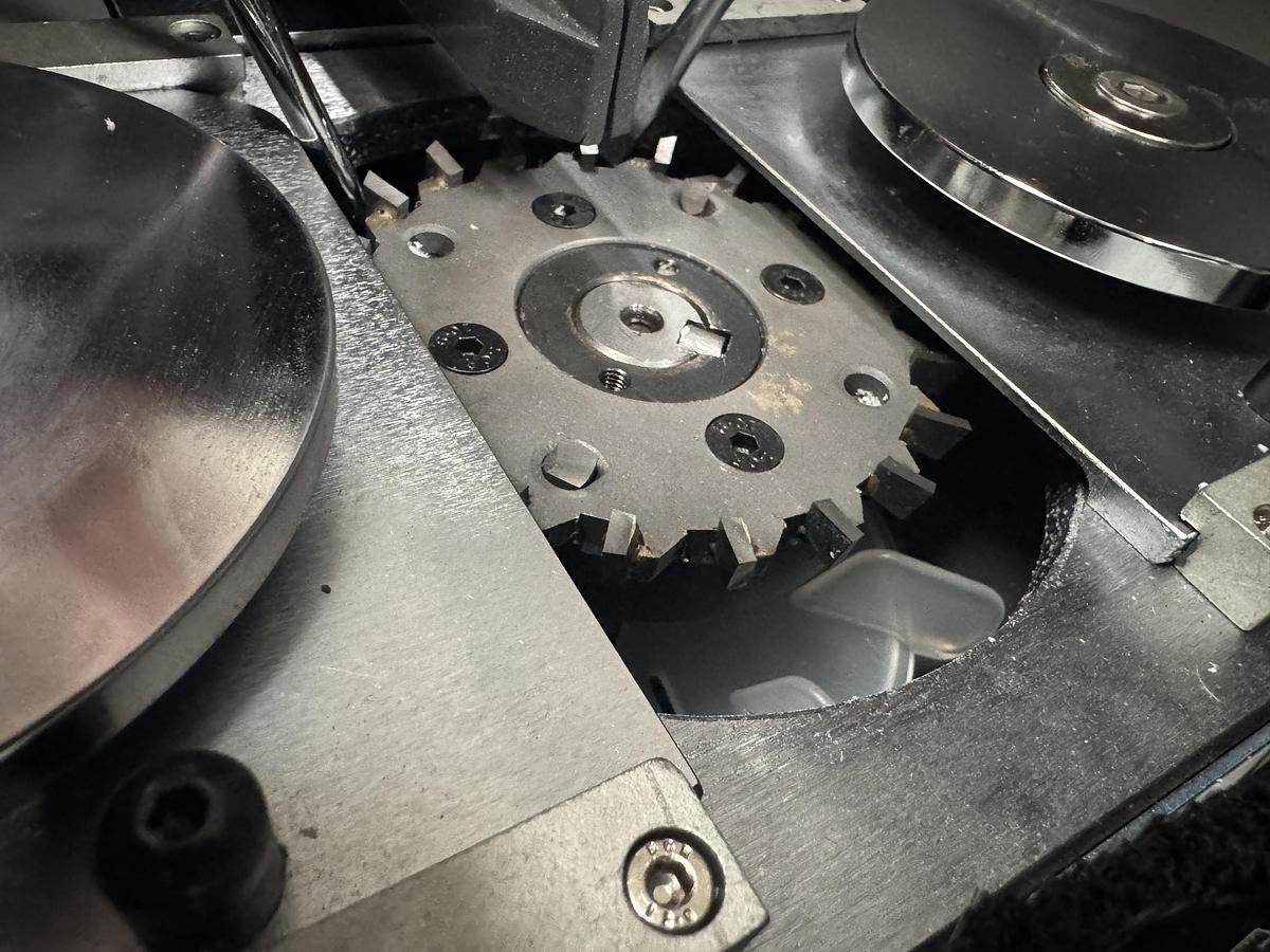 Glendale SpeedBind 420CF