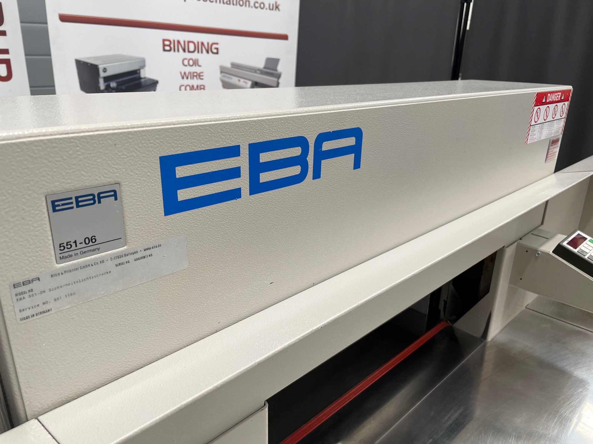 EBA 551Guillotine - Glendale Presentation Solutions