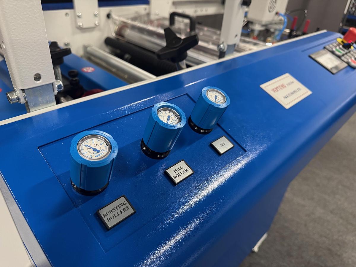 Refurbished Showroom D&K Neptune B3 Laminator with Digital Foiling