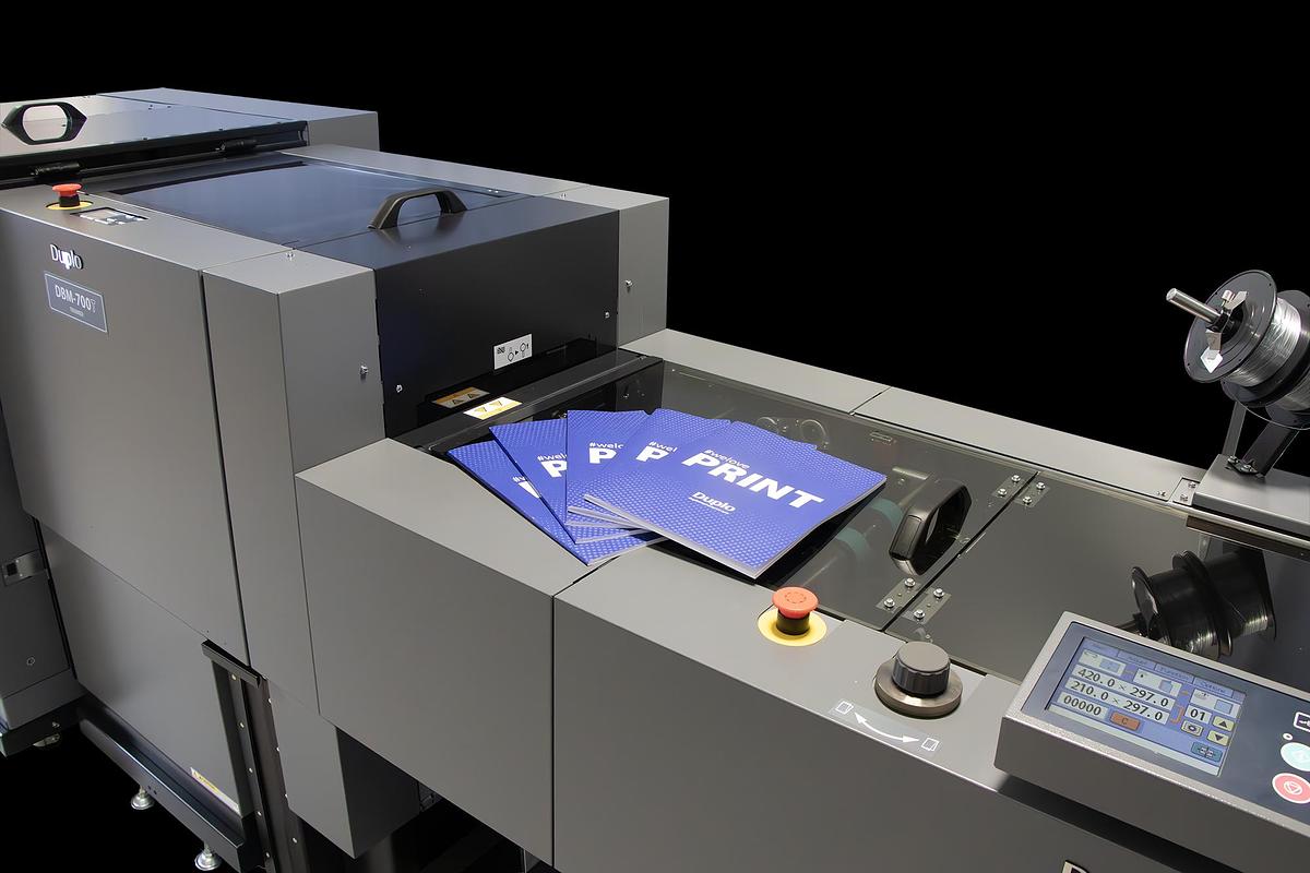 Duplo DBM700 Booklet System