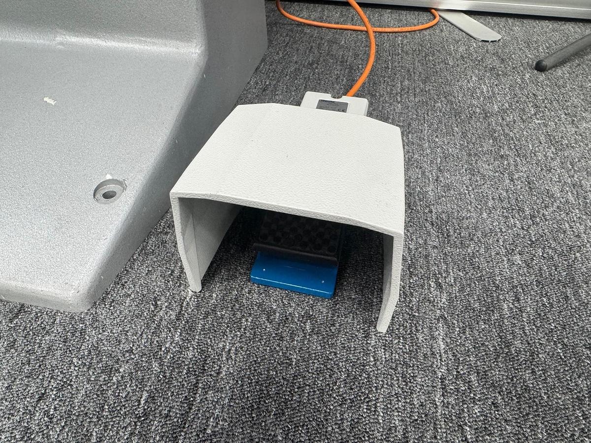 Used Economy 25/40 Paper Stitching Machine