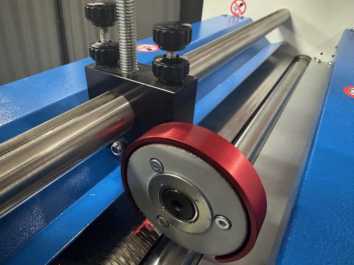 Refurbished Showroom D&K Neptune B3 Laminator with Digital Foiling