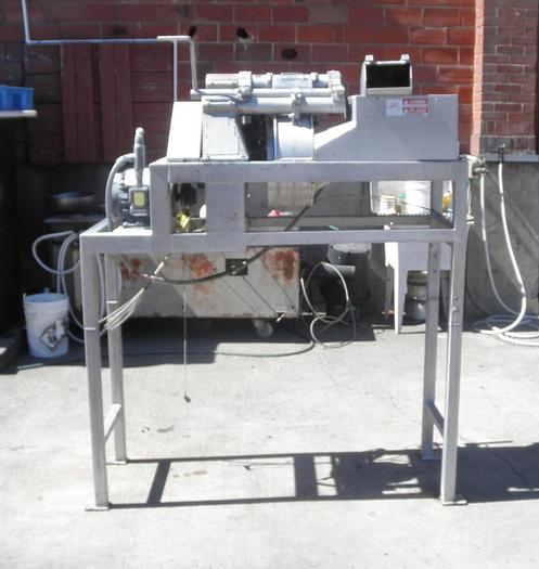 Used Dicer, Urschel, Mdl G, 2 HP, S/st, Apples, (2) C741710 #C741710