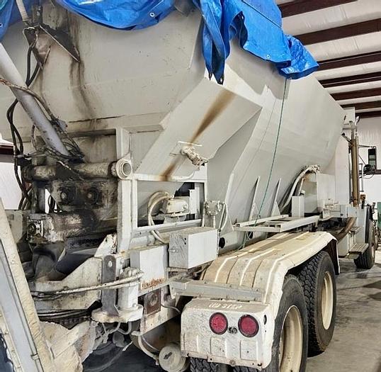 Used 1998 Reimer 9 Yard Volumetric Mixer Truck