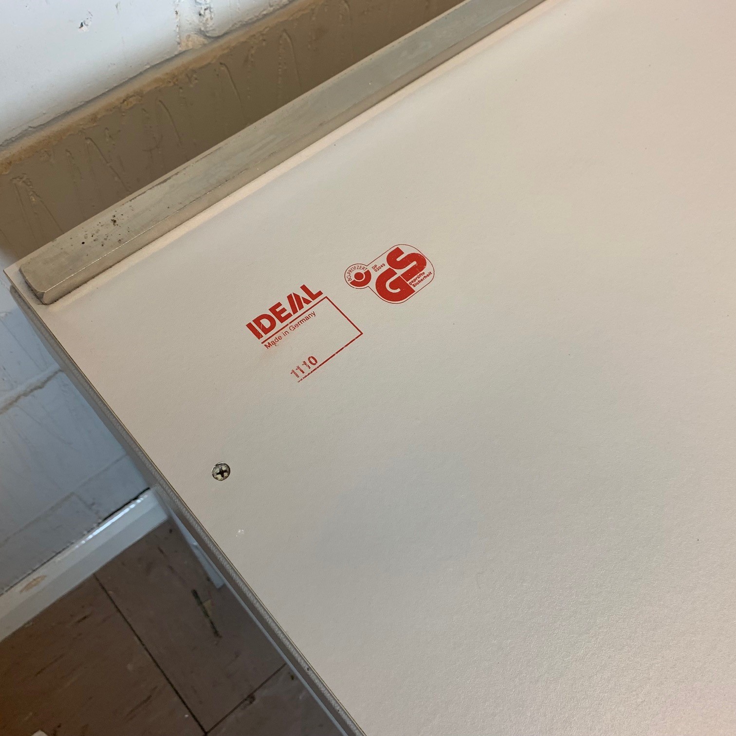 Used IDEAL 1110 Trimmer Guillotine