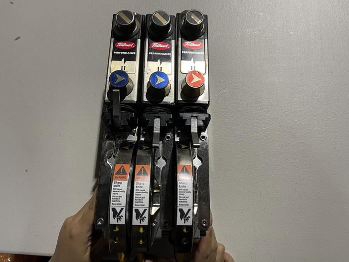 Used TIDLAND CLASS II KNIFEHOLDERS KNIVES (SIX UNIT AVAILABLE)