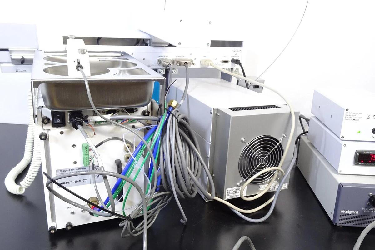 Used AB Sciex / Eksigent ekspert MicroLC 200 – w/ PAL Autosampler – S/N 13-01-19-222