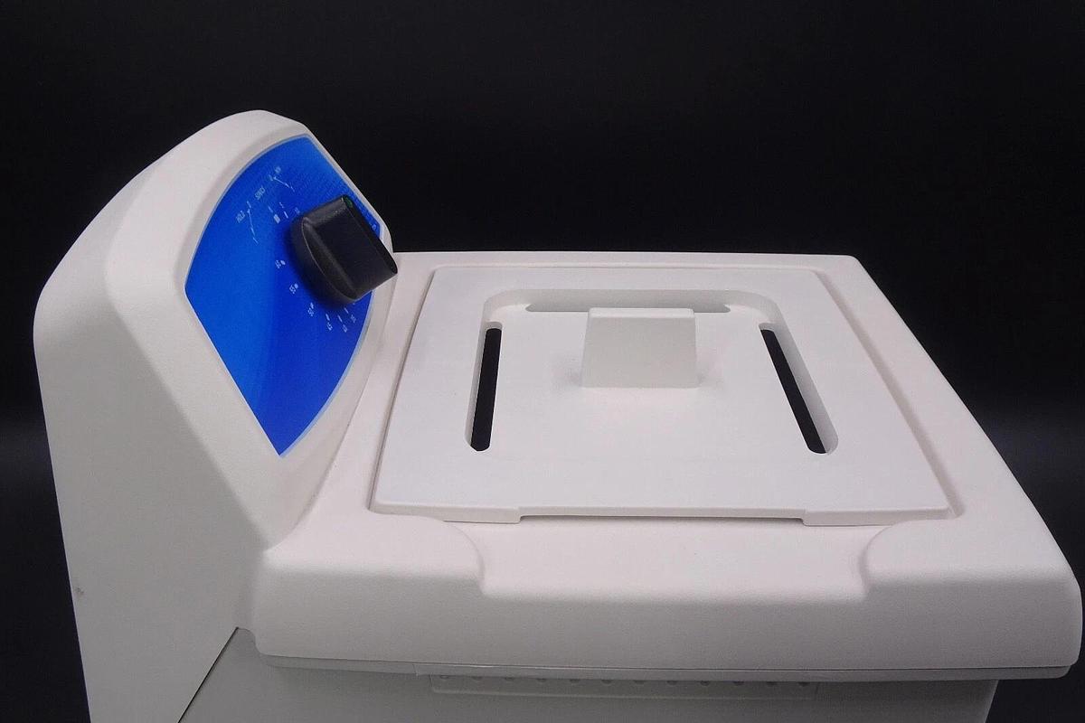 Used Bransonic M1800 Mechanical Ultrasonic Bath/Cleaner