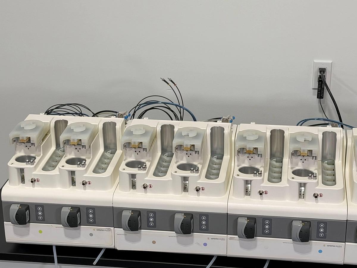 Used Sartorius ambr 250 Modular 8-Way Bioreactor System For Parts/Repair No Software