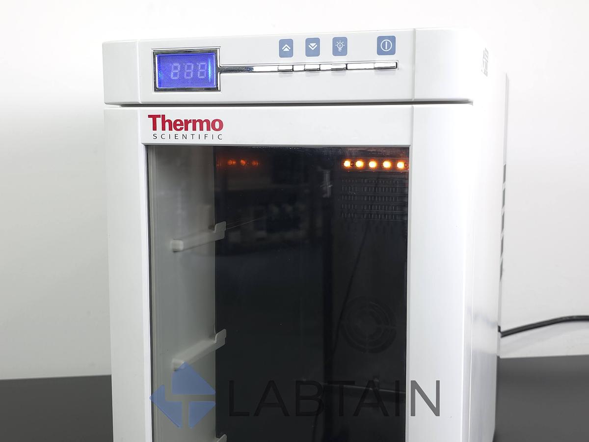 Used Thermo Scientific HERATHERM IMC 18 Compact Microbiological Incubator