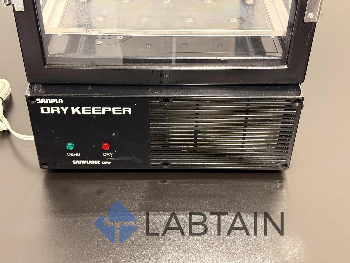 Used Sanplatec Corp Dry Keeper Vertical Auto-Desiccator Cabinet
