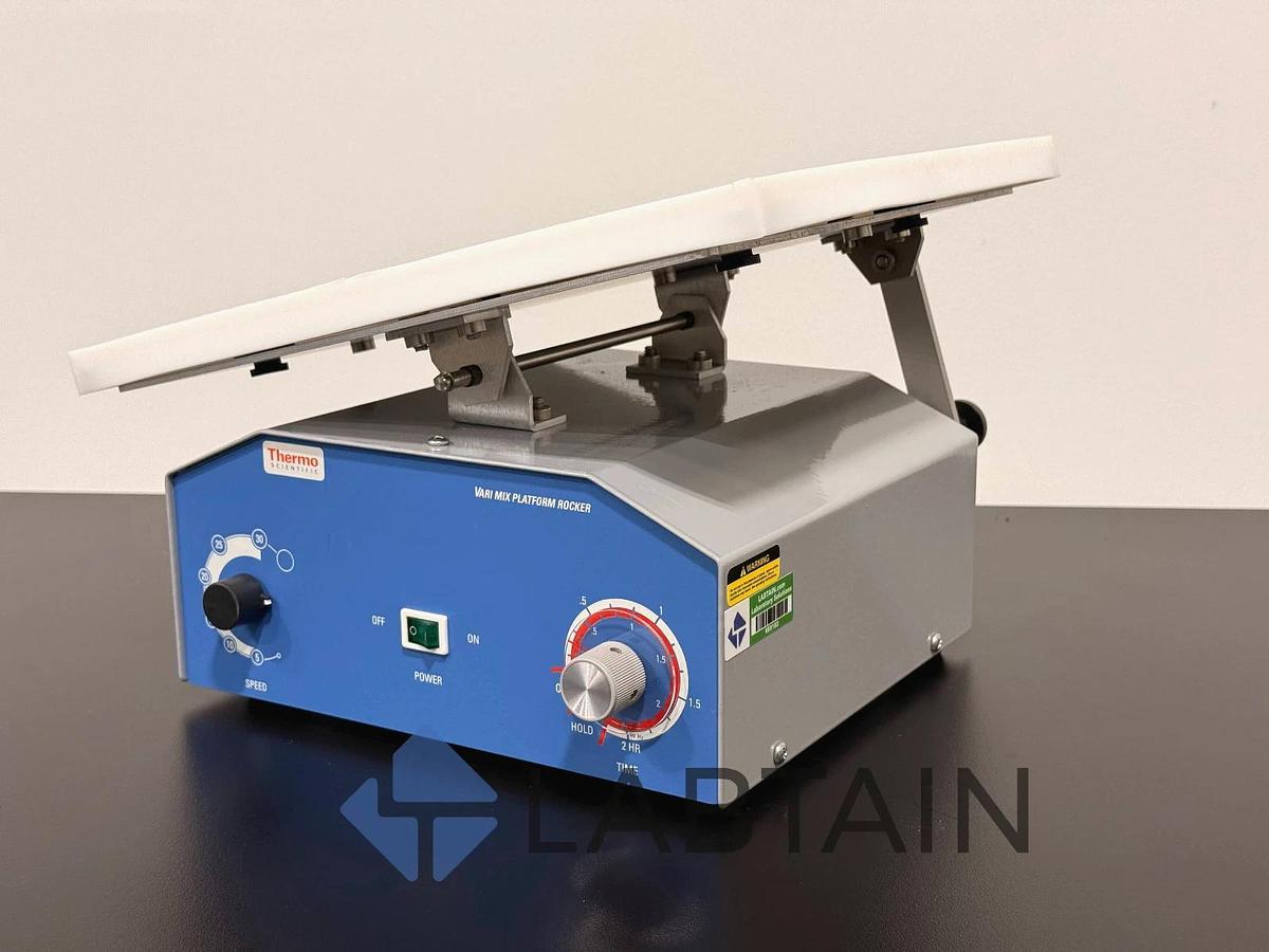 Used Thermo Scientific Vari-Mix Platform Rocker Shaker • Model M79735 (M79735)