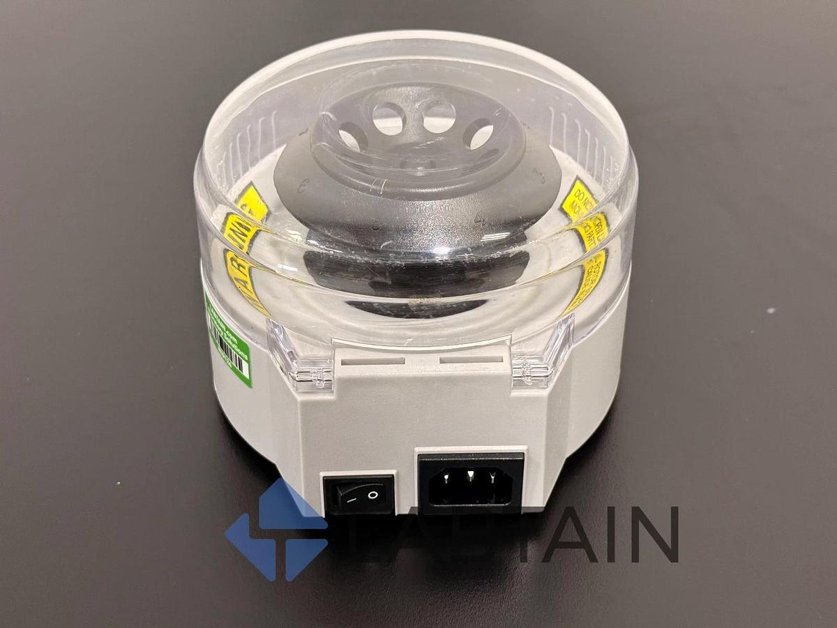 Used Corning 6765 LSE Mini Microcentrifuge – 8-Place × 1.5/2.0 mL – Tested