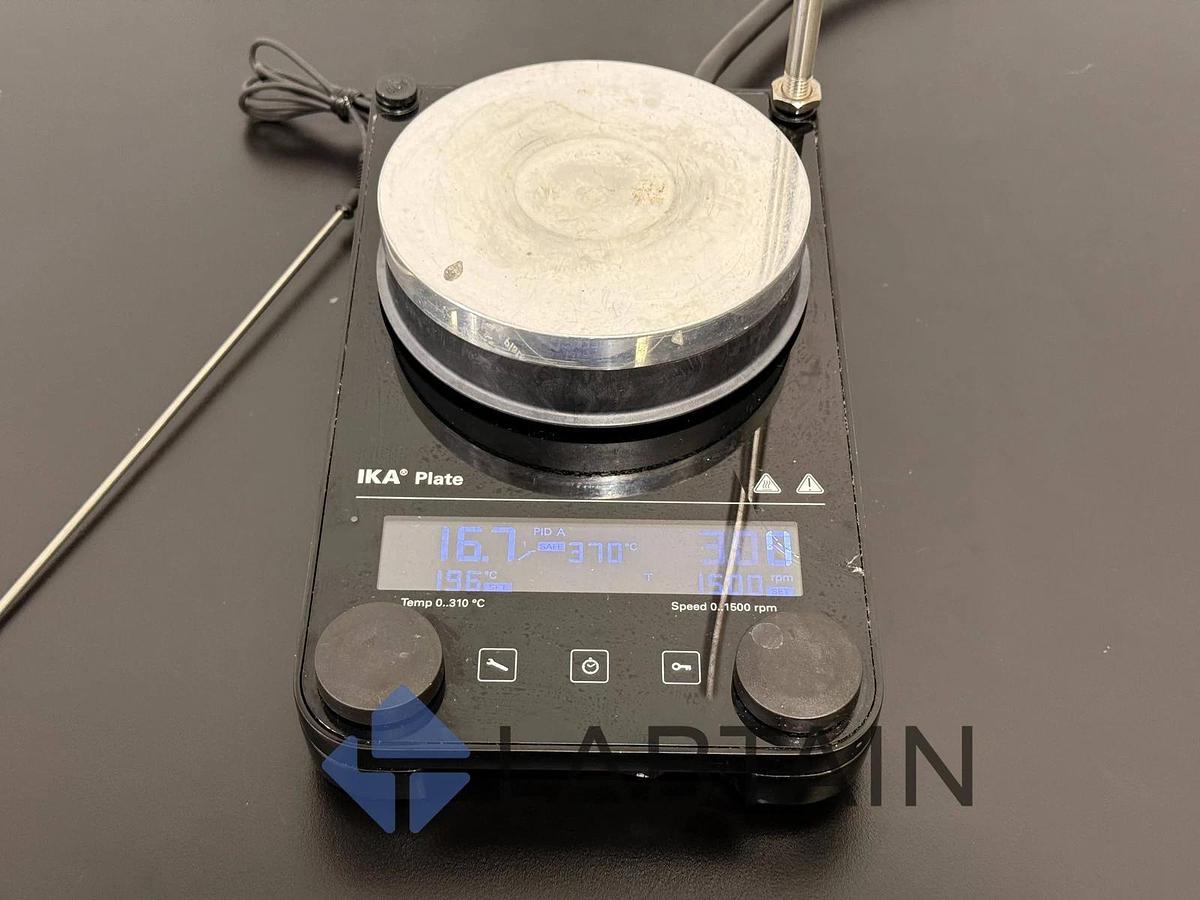 Used IKA PLATE S001 Digital Heating Magnetic Stirrer w/ Temp Probe