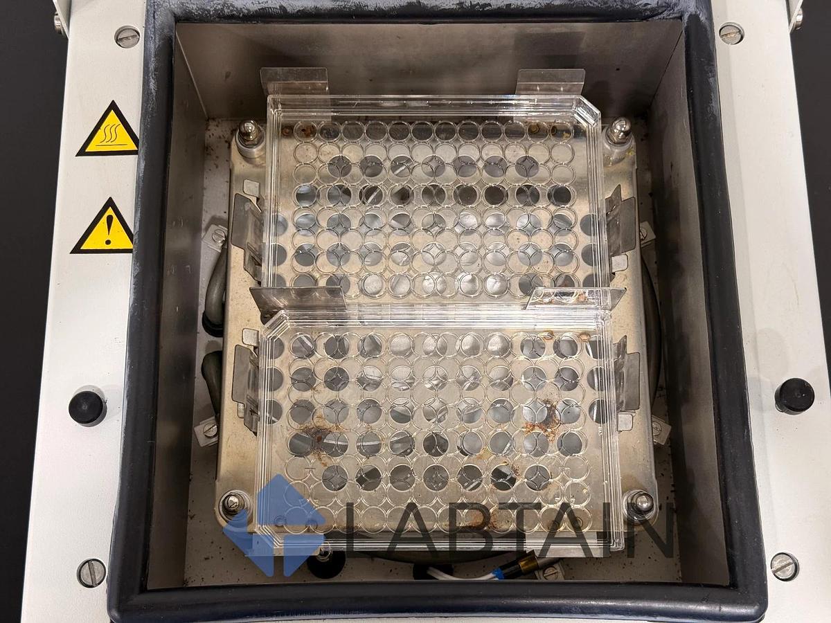 Used Labnet Vortemp 56 Incubator Shaker – Model S2056-A – With Microplate Platform