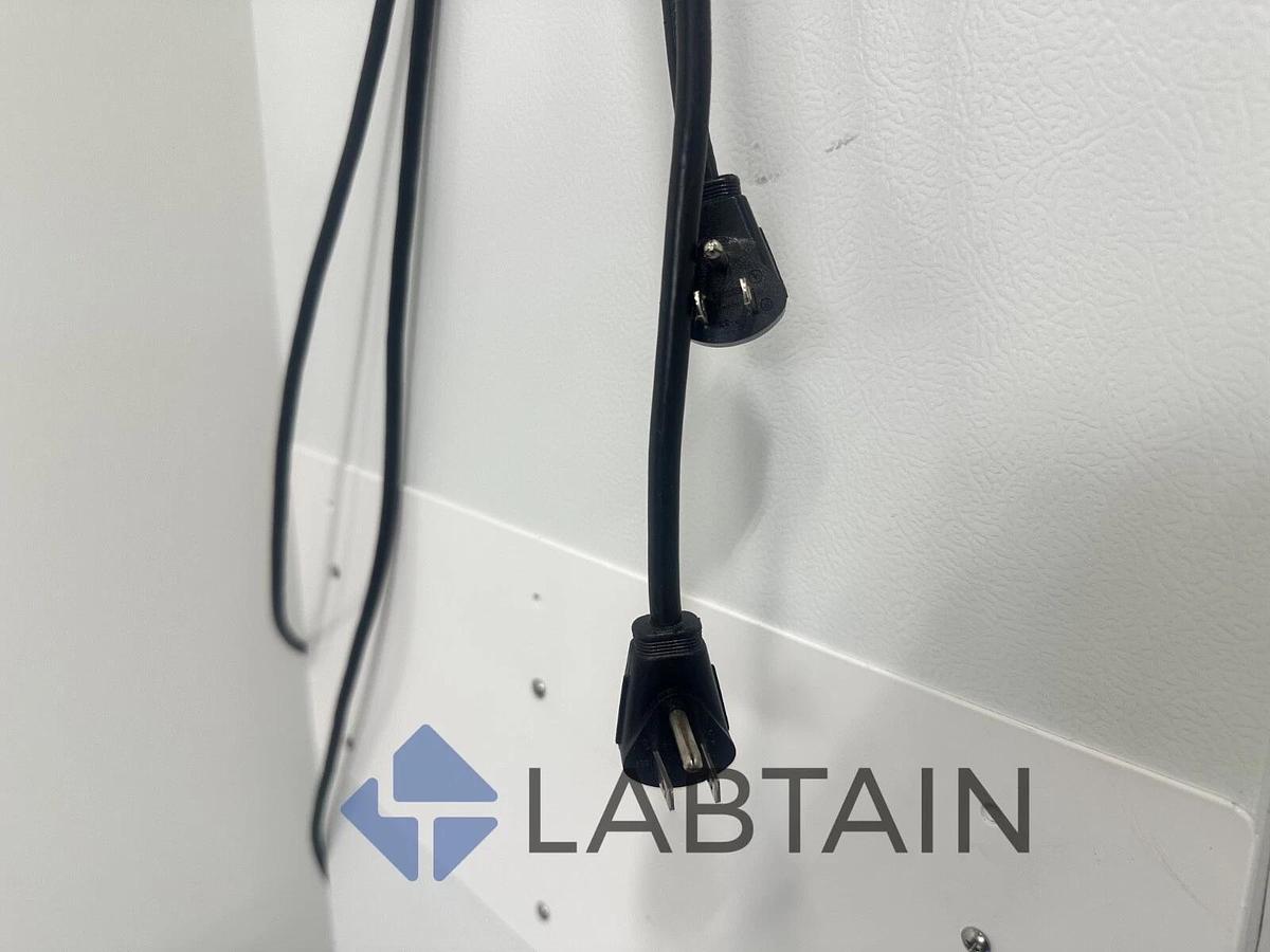 Used VWR/Panasonic SR-L6111W | SF-L6111W Laboratory Freezer/Fridge Combo